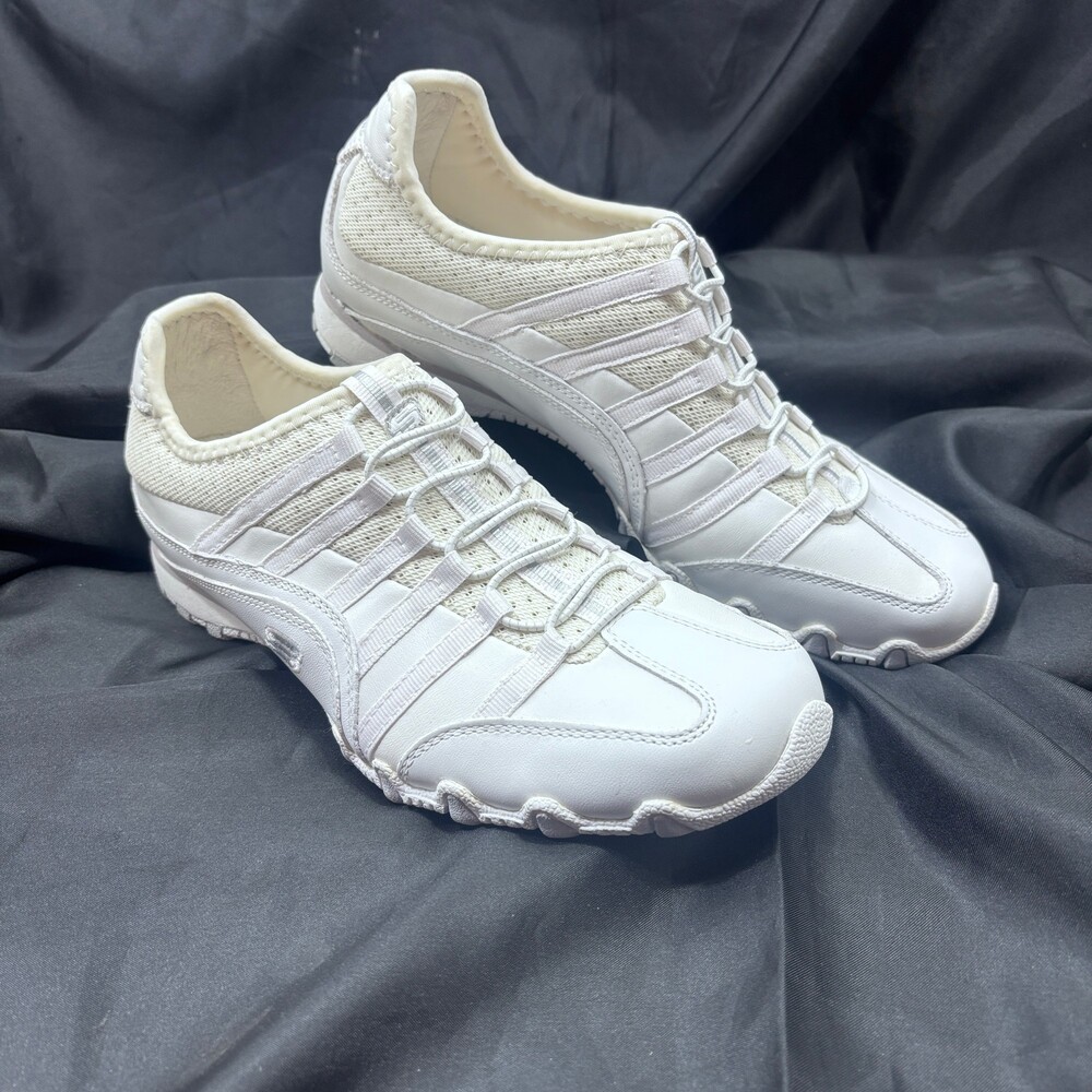 Skechers White Sneakers Elastic Lace Mesh and Leather Upper